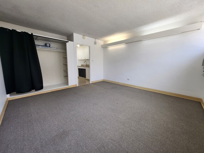 Building Photo - 1550 Rycroft St