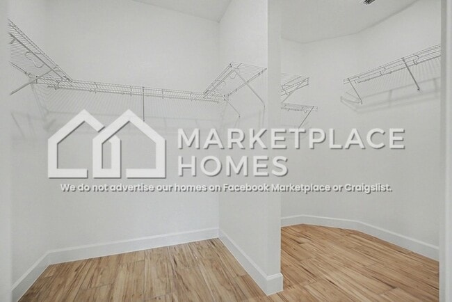 Building Photo - 3928 Fraccareta Wy
