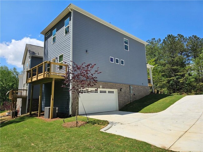 Building Photo - 1666 Eagle Dr
