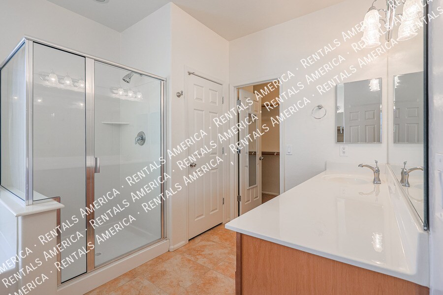 Building Photo - 24016 N 164th Ave