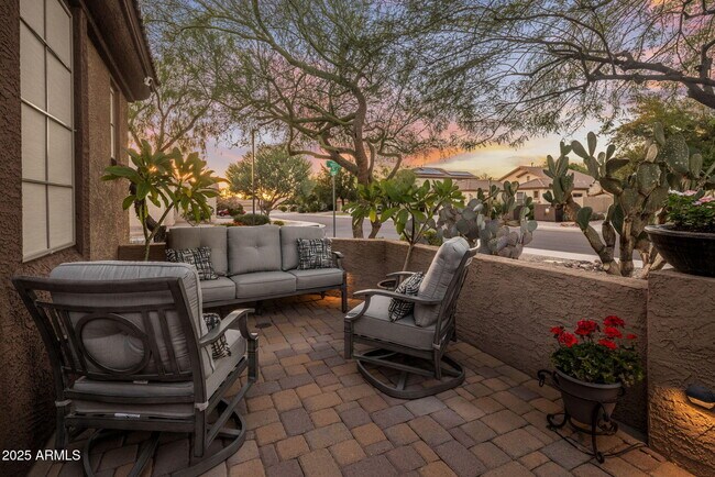 Building Photo - 9053 E Hobart St