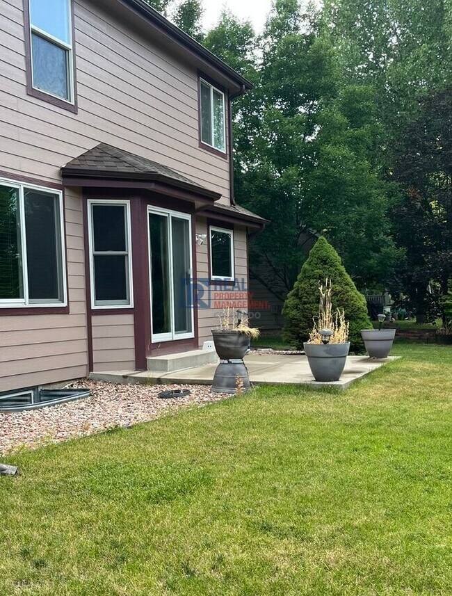 Building Photo - 2511 Glendale Ct