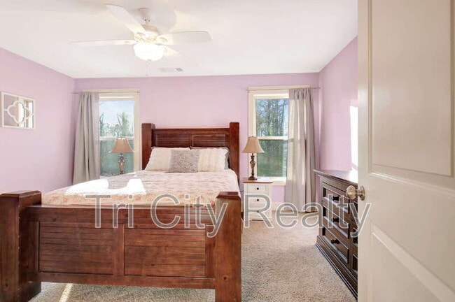 Building Photo - 175 Ridgeway Ct