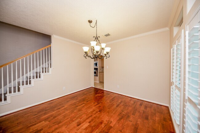 Building Photo - 14203 Alamosa Ct