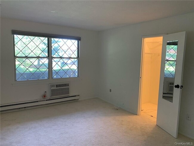 Building Photo - 565 Sierra Vista Ln