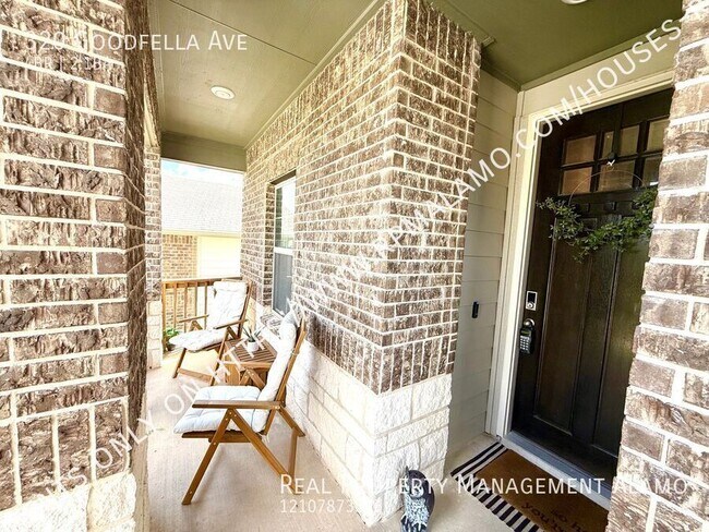 Building Photo - 320 Goodfella Ave