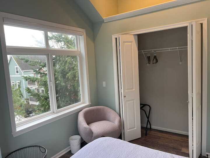 2nd Bedroom - 4135 Chilberg Ave SW