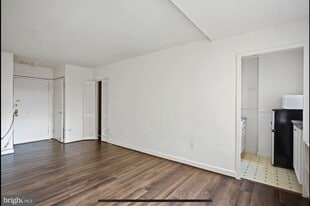 Building Photo - 1121 ARLINGTON