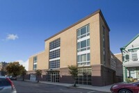 Building Photo - 68 West Utopia