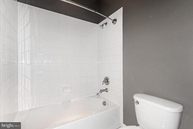 Building Photo - 2114 Jellico Ct