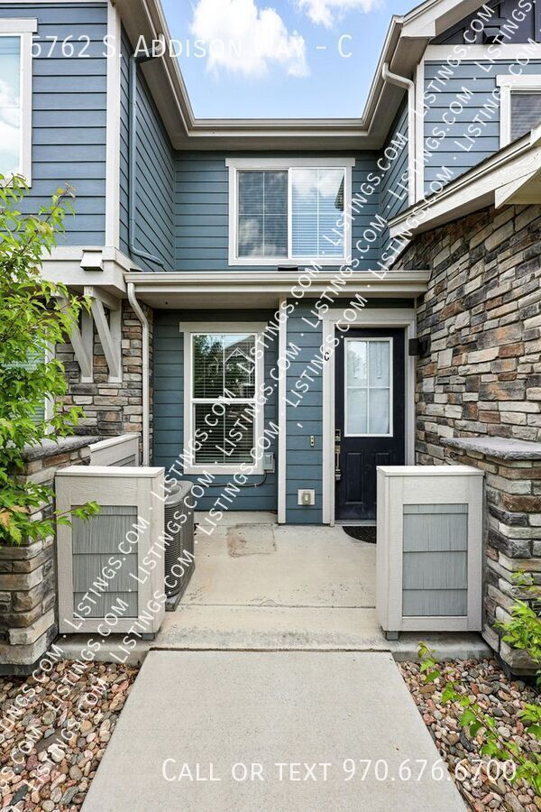 Building Photo - 5762 S Addison Way