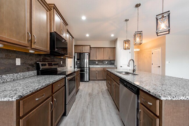 Building Photo - 391 Highpoints Ridge