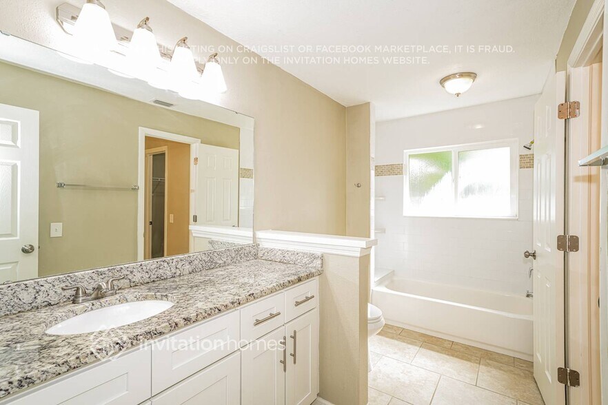 Building Photo - 15101 Southfork Dr