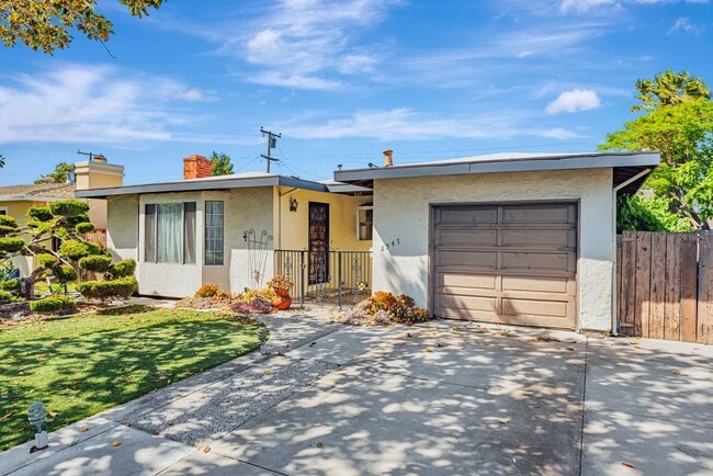 Building Photo - Home for Rent in Santa Clara