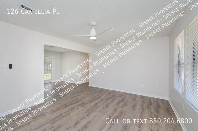 Building Photo - 126 Camellia Pl