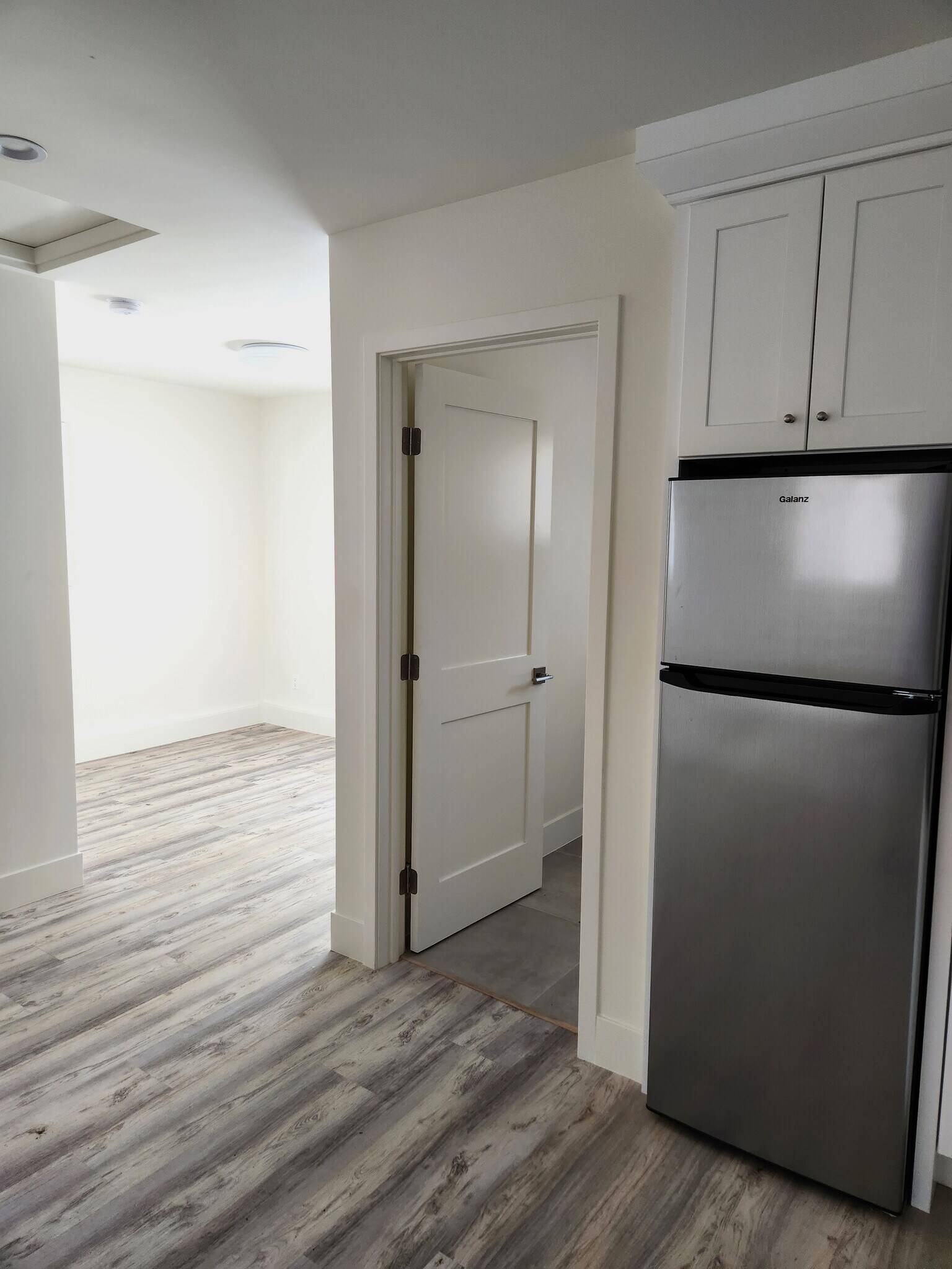 Building Photo - 6235 Aura Ave