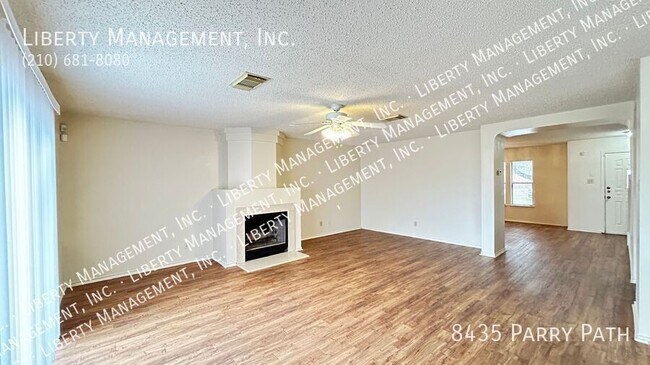 Building Photo - 8435 Parry Path