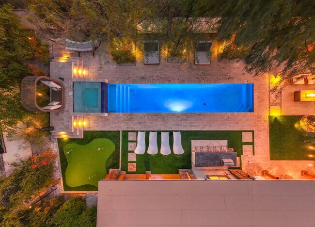 Building Photo - 4129 E Palo Verde Dr