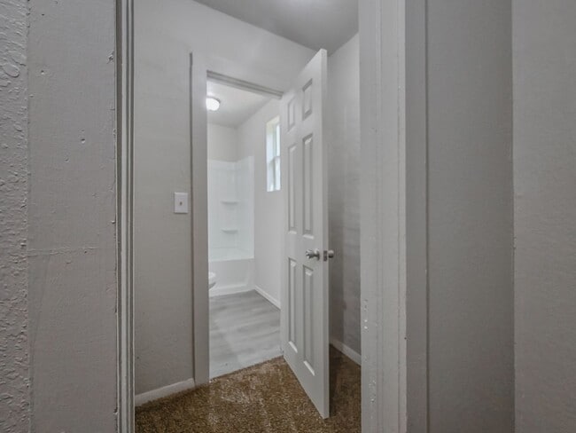 Building Photo - Newly Remodeled FOUR bedroom home in Spencer! FOR RENT!