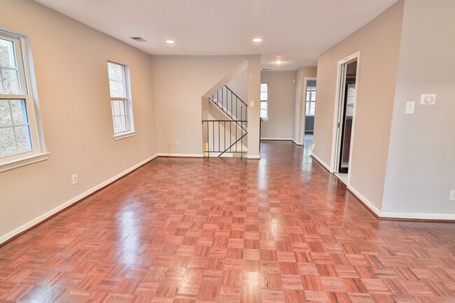 Building Photo - 10488 Parthenon Ct