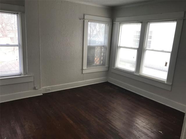 Building Photo - 813 W Eighth St