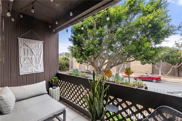 Building Photo - 7742 Redlands St