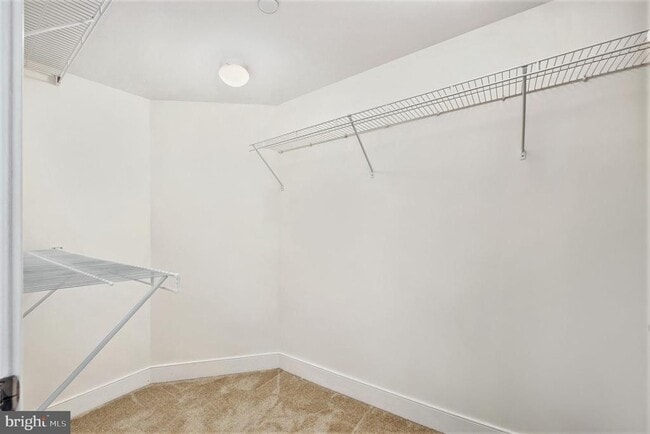 Building Photo - 600 S 24th St