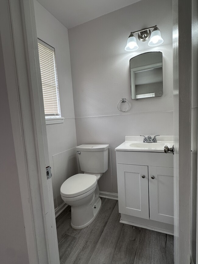 Building Photo - 5813 Norvel Dr