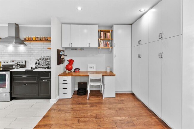 Building Photo - 11006 Yucca Dr