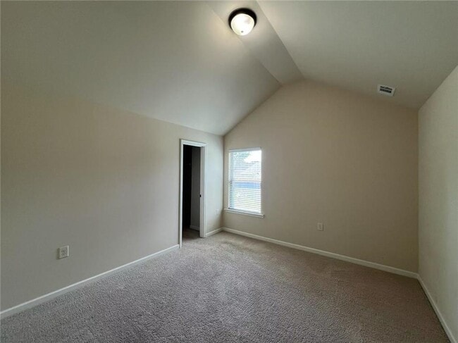 Building Photo - 5665 Winding Lakes Dr