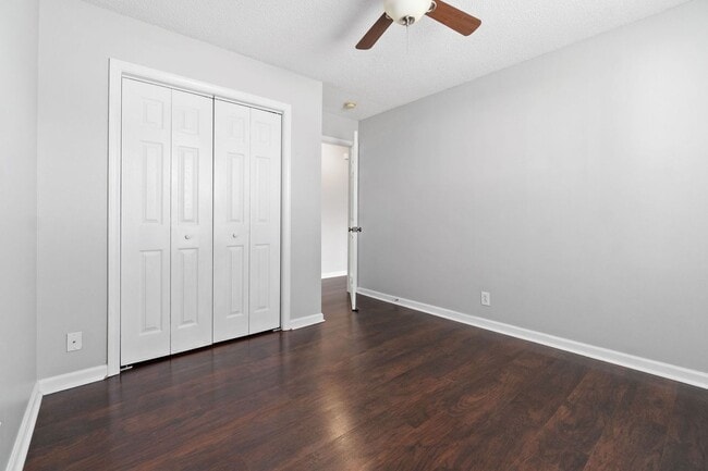 Building Photo - Updated Three Bedroom Ranch!