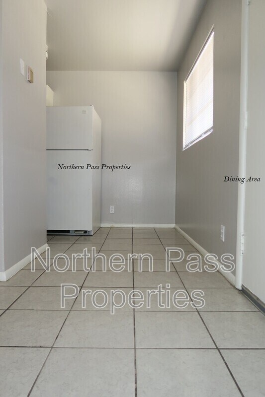 Building Photo - 4023 Thomason Ave