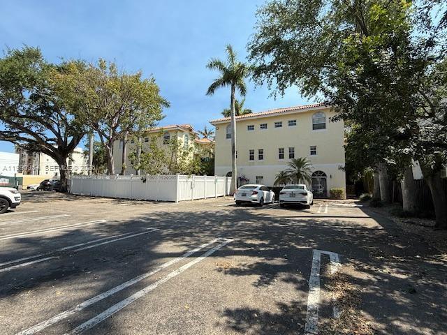 Building Photo - 3356 Bird Ave