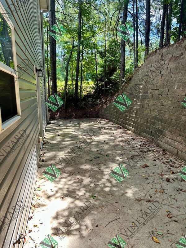 Building Photo - 101 Twin Pines Ct