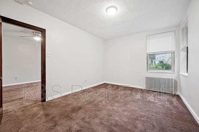 Building Photo - 1309 Wood St