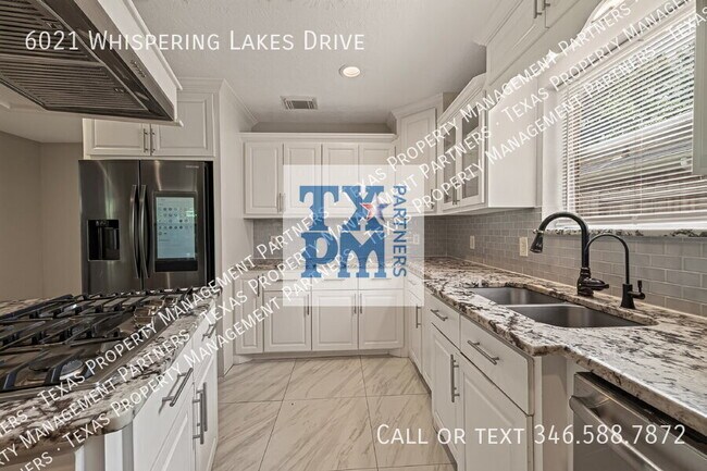Building Photo - 6021 Whispering Lakes Dr