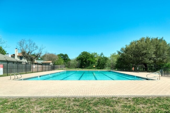 Building Photo - 4620 Acers Ln