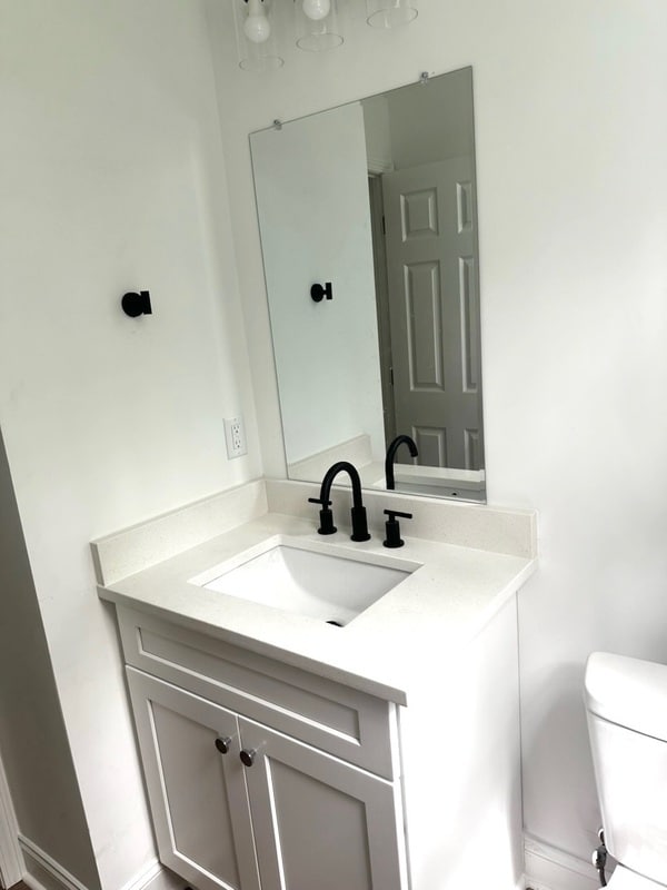 Building Photo - 427 Lakeland St