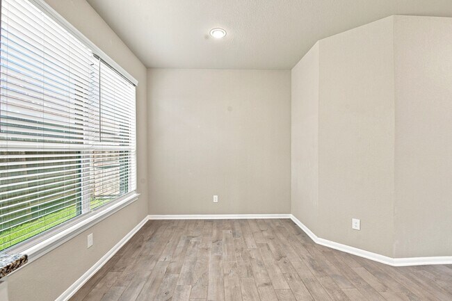 Building Photo - 16875 Olympic National Dr