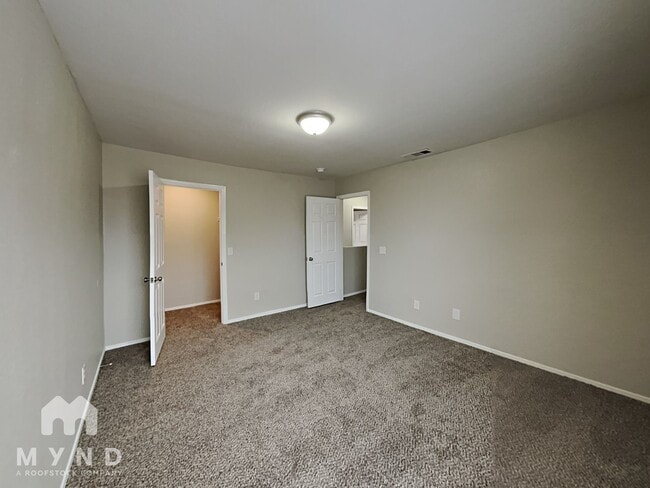Building Photo - 7601 Amato Ave