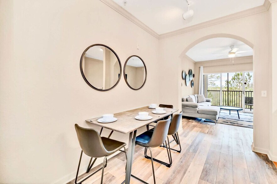 Building Photo - 14200 Avalon Rd