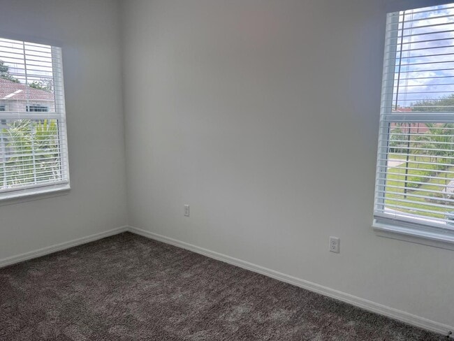 Building Photo - 6081 Carre Wy
