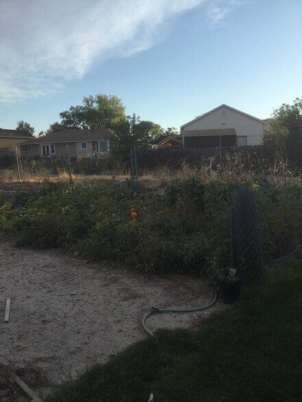 Building Photo - 7646 S 2920 W