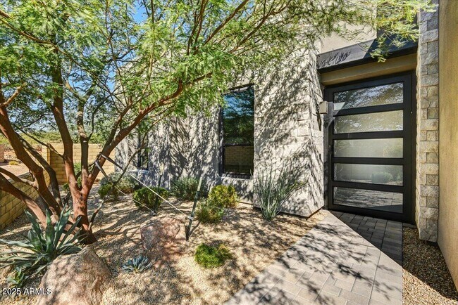 Building Photo - 13018 E Juan Tabo Rd