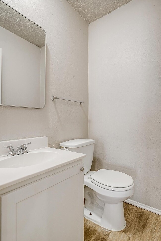 Building Photo - Cozy Apartment in a Great Location!