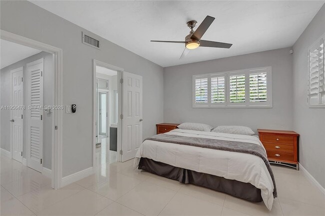 Building Photo - 8015 SW 136th St