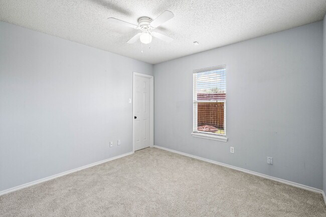 Building Photo - Updated 3/2/2 in Cooper ISD