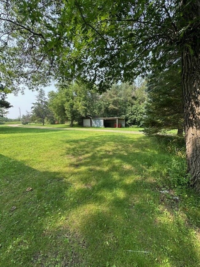 Building Photo - 4 Bedroom Single Family Home - Pequot Lakes