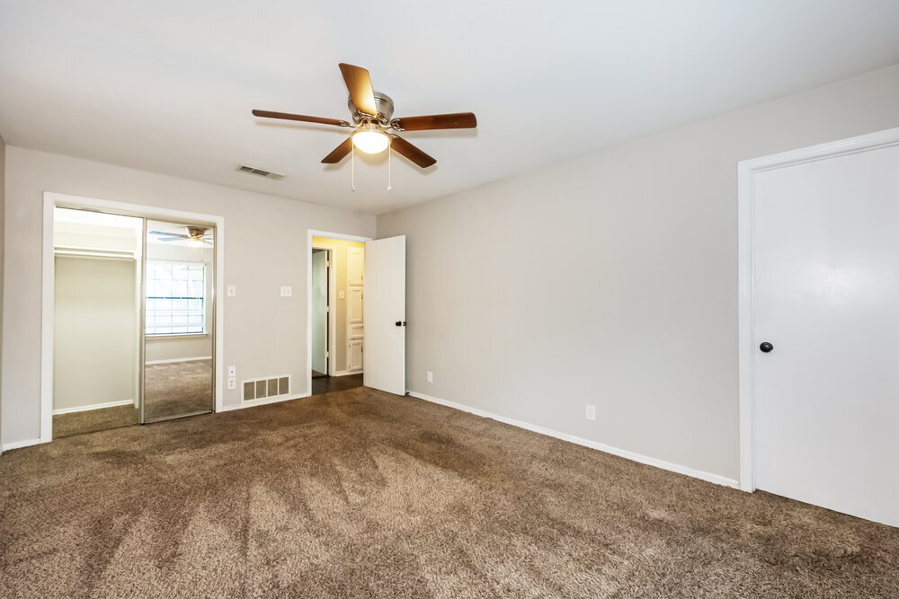 Building Photo - 1404 Copper Ridge St