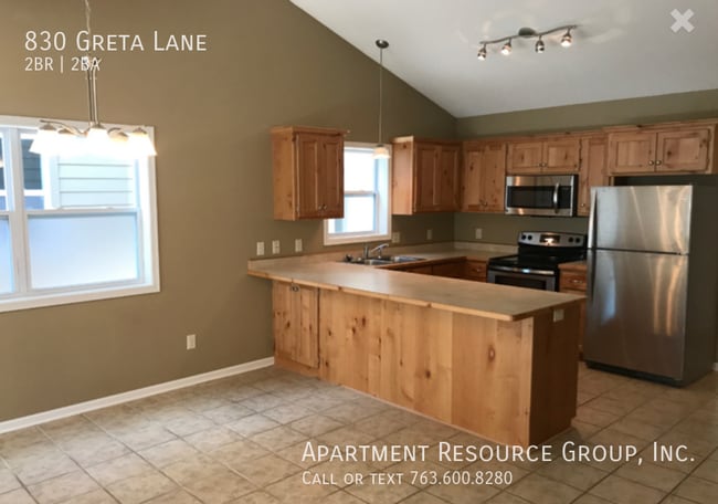 Building Photo - 830 Greta Ln